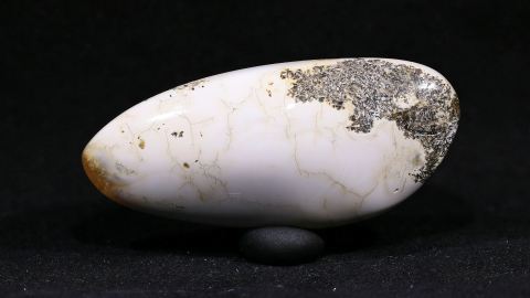 Weißer Baltischer Bernstein