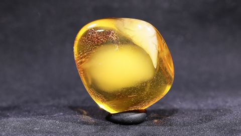 wunderschöner Naturbernstein