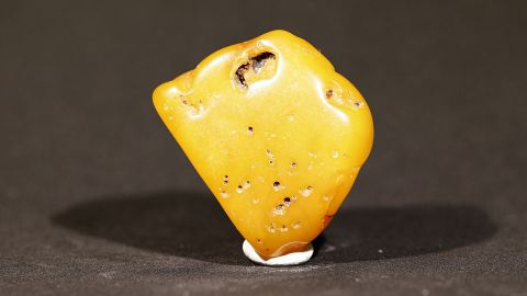 Naturbernstein butterscotch