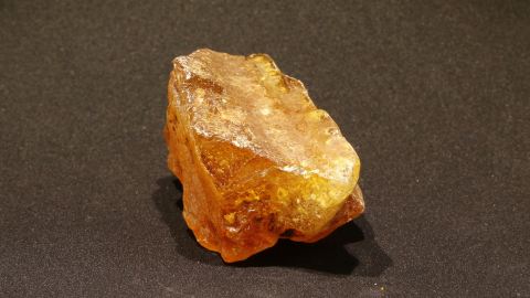 Kolumbianischer Kopal unbehandelt, Stalaktitentropfen