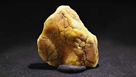 Rohbernstein weiß