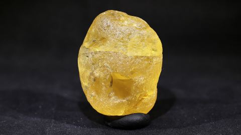 Rohbernstein unbehandelt