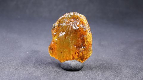 Baltischer Rohbernstein