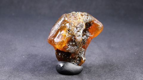 Rohbernstein unbehandelt