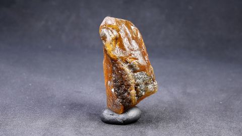 Baltischer Rohbernstein