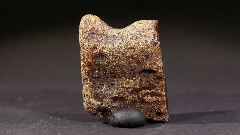 Rohbernstein Stalaktitenschlaube