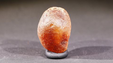 Rohbernstein Stalaktitenschlaube