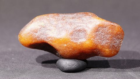 Bitterfelder Bernstein unbehandelt