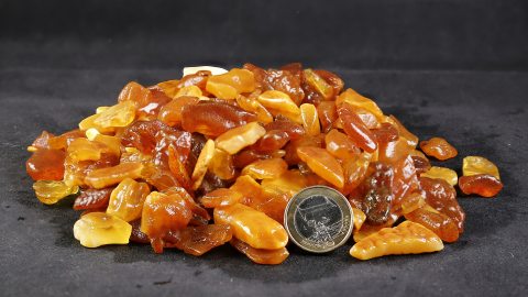 Baltischer Bernstein 1 bis 1,5 Gramm