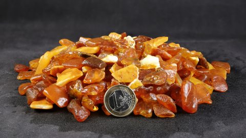 Baltischer Bernstein 1 bis 1,5 Gramm