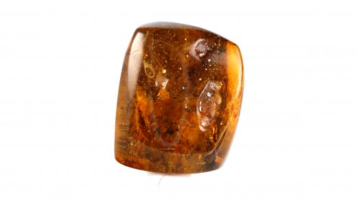 Naturbernstein poliert